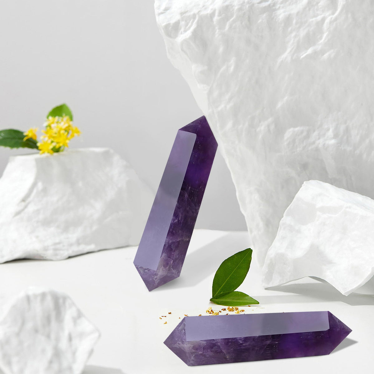 YATOJUZI 3.5" Amethyst Healing Crystals Wand Natural Crystals and Healing Stones Large Hexagonal Amethyst Crystal Points for Meditation Divination Reiki Energy Balancing 1PCS