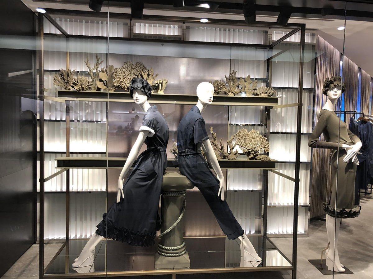 Tall Matte White Female Mannequin with Head - Detachable Dress Form Dummy for Retail, Online Shop & Home Display - Ideal Torso Body for Fashion Styling (Size: Style 1)
