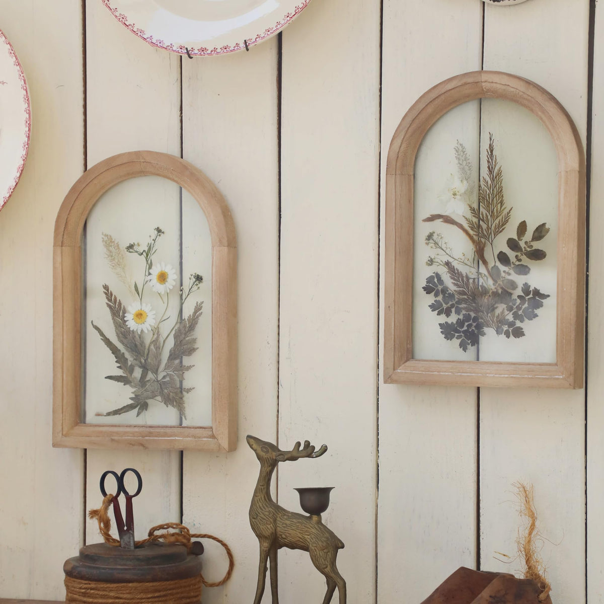 Z&Z ornamentorum Glass Pressed Flower Wood Frame, Set of 2, Flower Botanical Wall Art with Plant for Bedroom Restroom Kitchen Decoration Wall Art