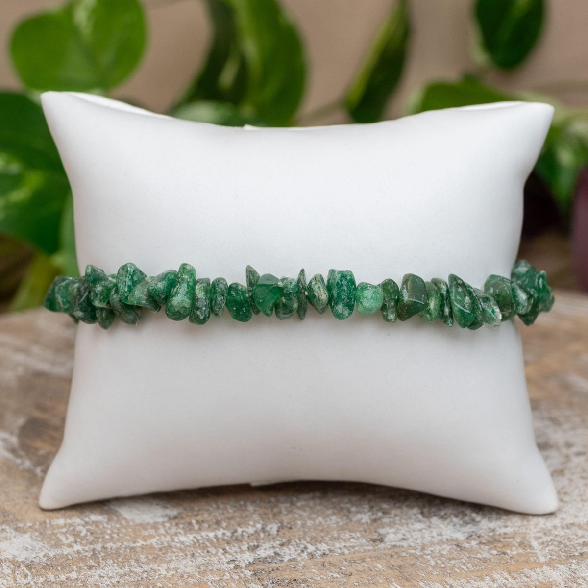 Green Aventurine Natural Gemstone Bracelets, Chakra Crystal Healing Chip Stretch Bracelets, Gemstone Polished Irregular Crystals, Crystal Irregular Chips Beads Stretch Bracelets (Green Aventurine)