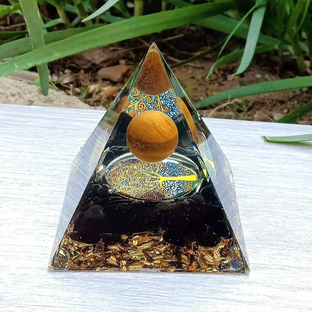 ycyingcheng Moonstone Crystal Orgone Pyramid Ogan Crystal Energy Tower, Nature Reiki Chakra Crushed Stone Jewelry, Crystal Pyramid for Home Decor (Obsidian)