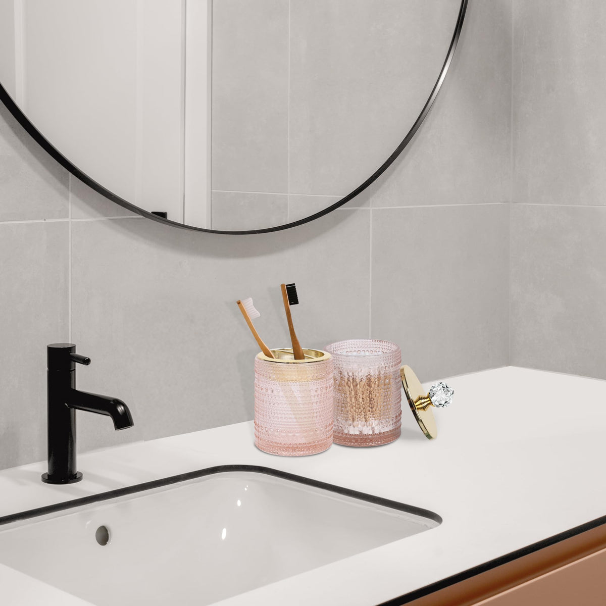 FEILANDUO Bathroom Accessories Set,4Pcs Glass Bathroom Accessories,Vanity Bathroom Decor, Soap Dispenser, Toothbrush Holder Set, Apothecary Jar, Gift for Home Apartment (Pink)
