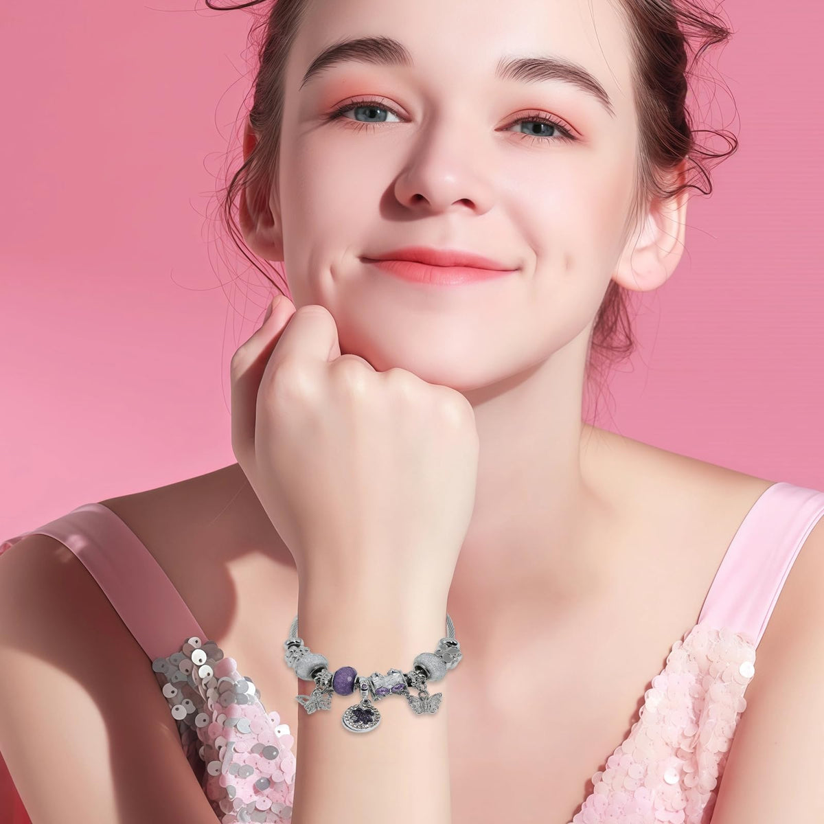 QMWKVNC Charm Bracelets for Womens,Exquisite Cute Cartoon Friendship Silver Bracelets Stainless Steel Bangle, Womens Jewelry Suitable for Holiday Gifts and Birthday Gifts