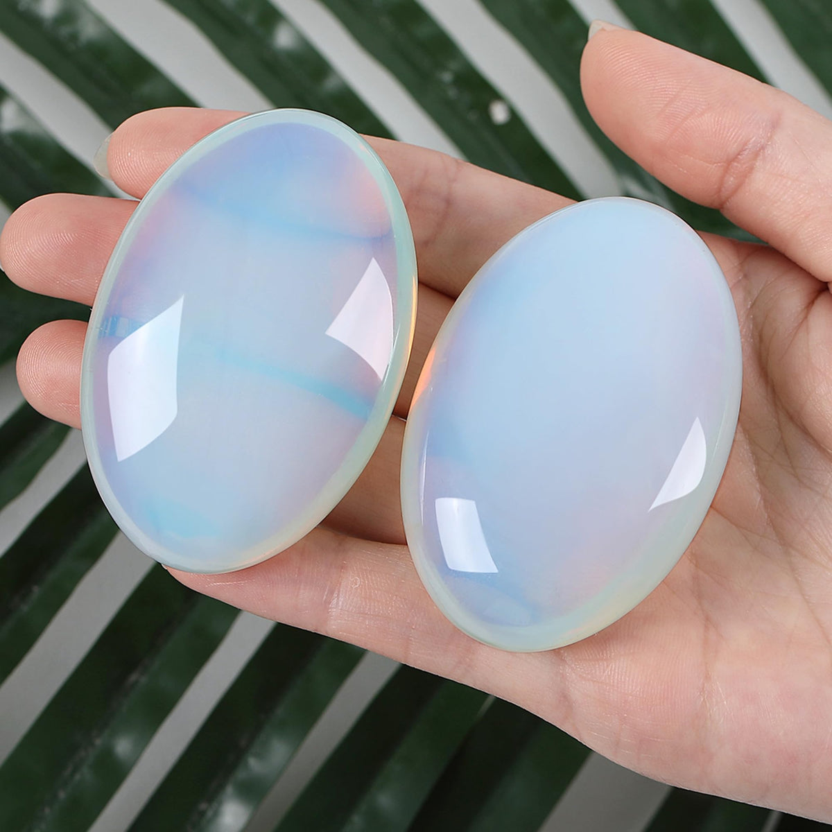 ZHIYUXI 2.4" Opalite Healing Stones Opal Stone Crystals and Healing Stones Gemstones Worry Stone Crystals Decor Protection Crystals Polished Stones Palm Stone Gem Gifts Mediation Energy Balancing 1PC