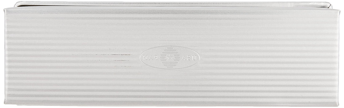 USA Pan Bakeware Pullman Loaf Pan with Cover, 13 x 4 inch, Nonstick & Quick Release Coating, Made in the USA from Aluminized Steel