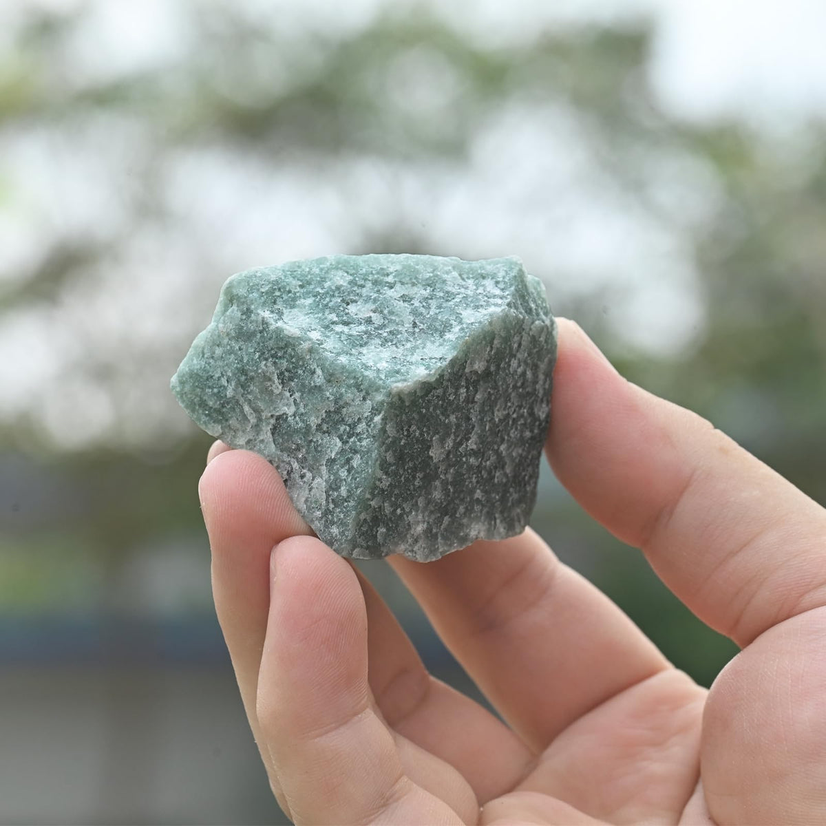 Green Aventurine Raw Stones 1PC, Gemstones Raw Stones and Healing Crystals, Hand Carved Natural Pocket Raw Crystals for Decoration Tumbling, Garden, Home Decor(1.18"-1.97")