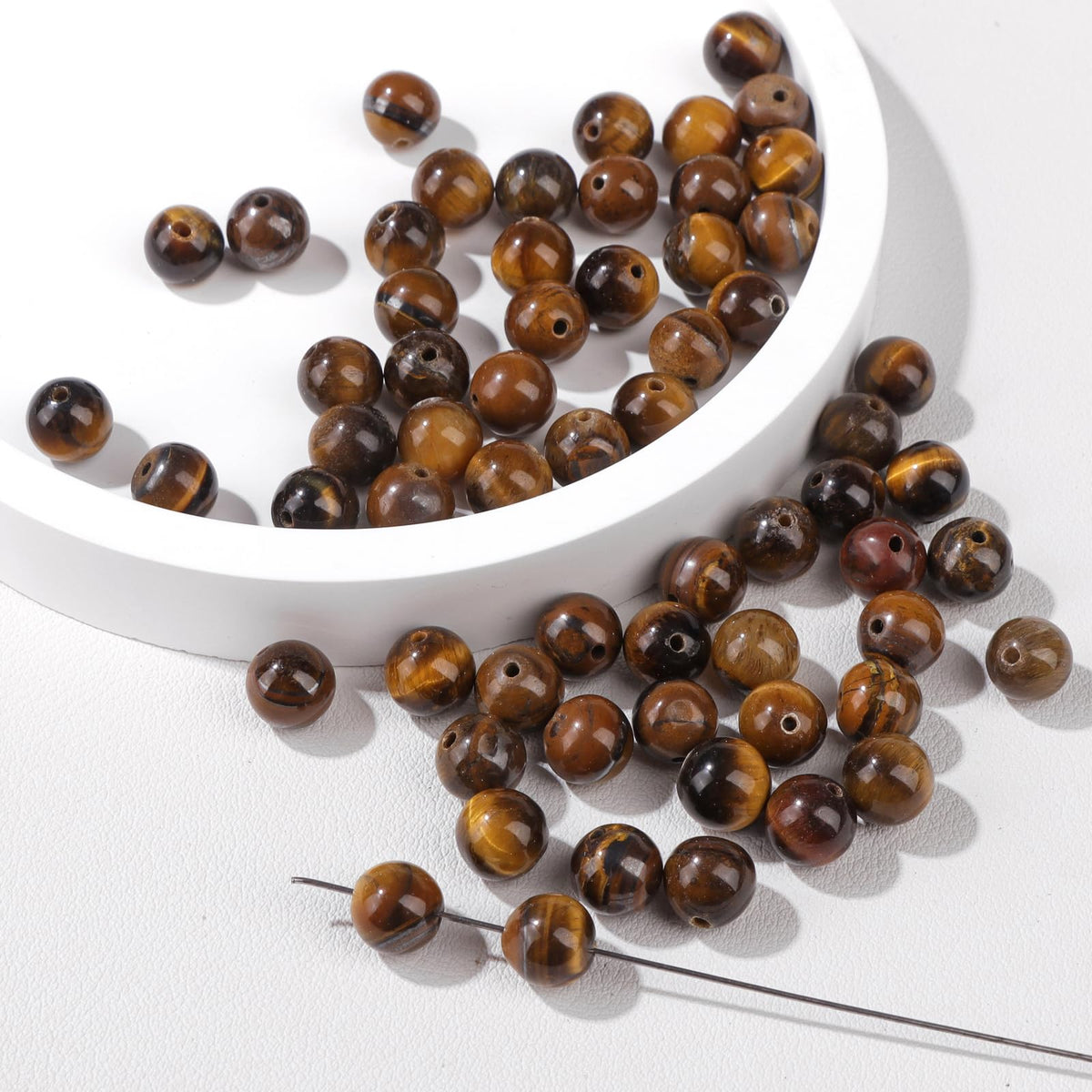 Risyfjew 50PCS 8mm Natural Tiger Eye Beads Gemstone Round Loose Beads for Jewelry Making Chakra Crystal Stone Beads for Bracelets Necklace Earrings Making Supplies (50pcs/Strand)