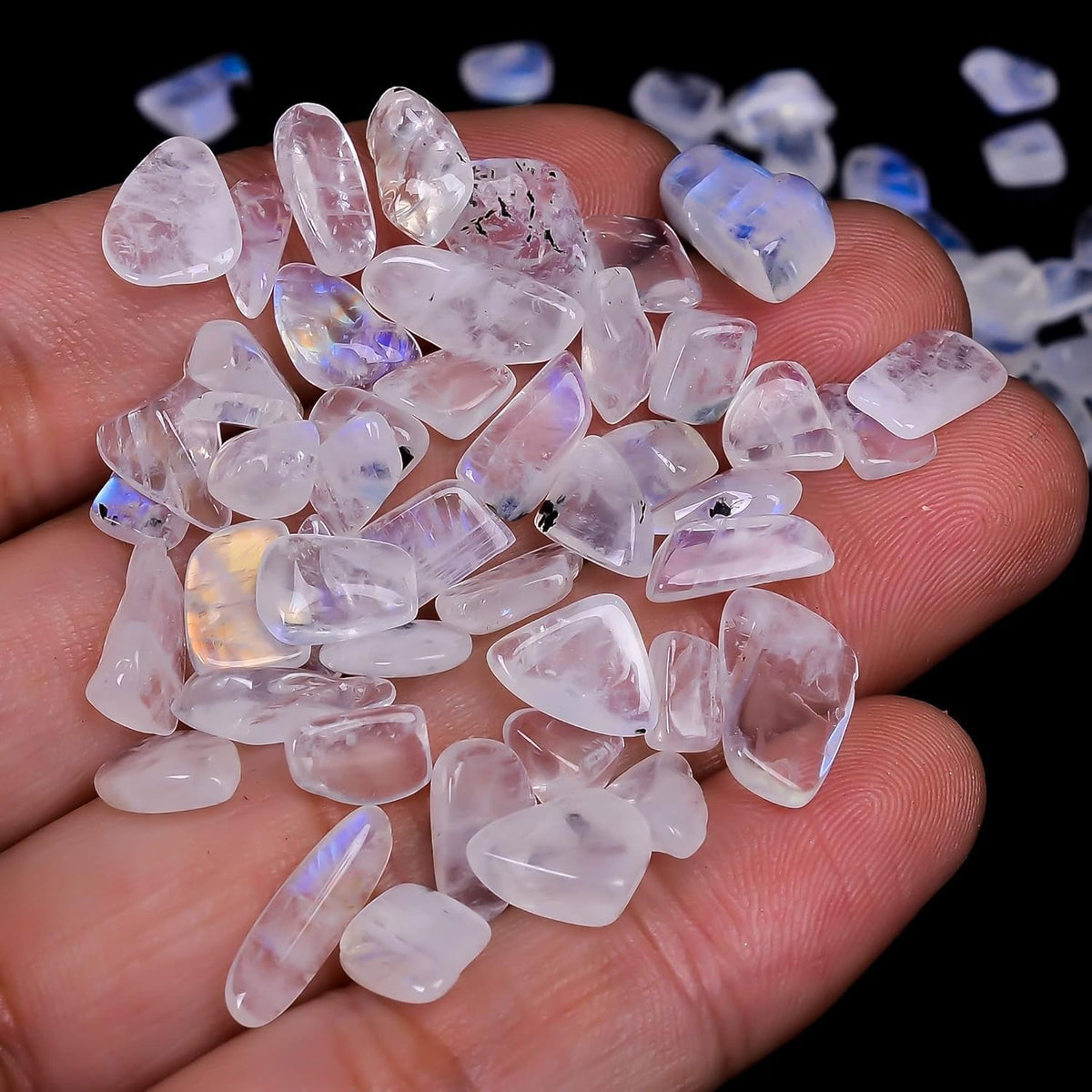 GEMKORA 30 cts Blue Flash Natural Rainbow Moonstone Plain Chips Nuggets Gemstone, Loose Crystals, Blue Flash Moonstone, Jewelry Making Supplies, Chakra Healing Gift, Crafts & DIY Stone, 25 to 30pcs