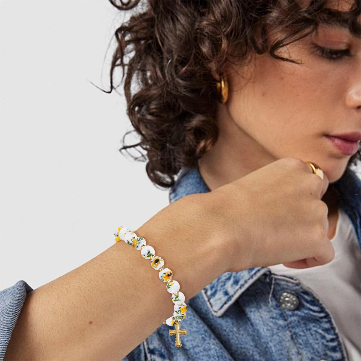 VIBILIA Cross Bracelets for Women, Cross Charm Vintage Jewelry, Sunflower Beaded Bracelet, Gold Handmade Stretch Jesus Baptism Christian Birthday Gifts for Women on Easter Mother's Day, Sunflower