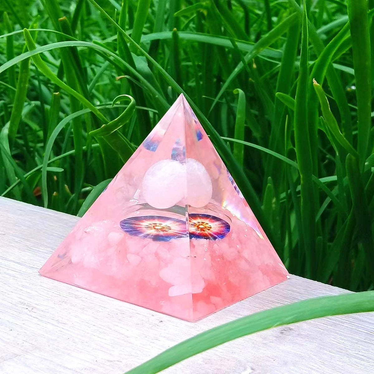 ycyingcheng Moonstone Crystal Orgone Pyramid Ogan Crystal Energy Tower, Nature Reiki Chakra Crushed Stone Jewelry, Crystal Pyramid for Home Decor (Pink Quartz)