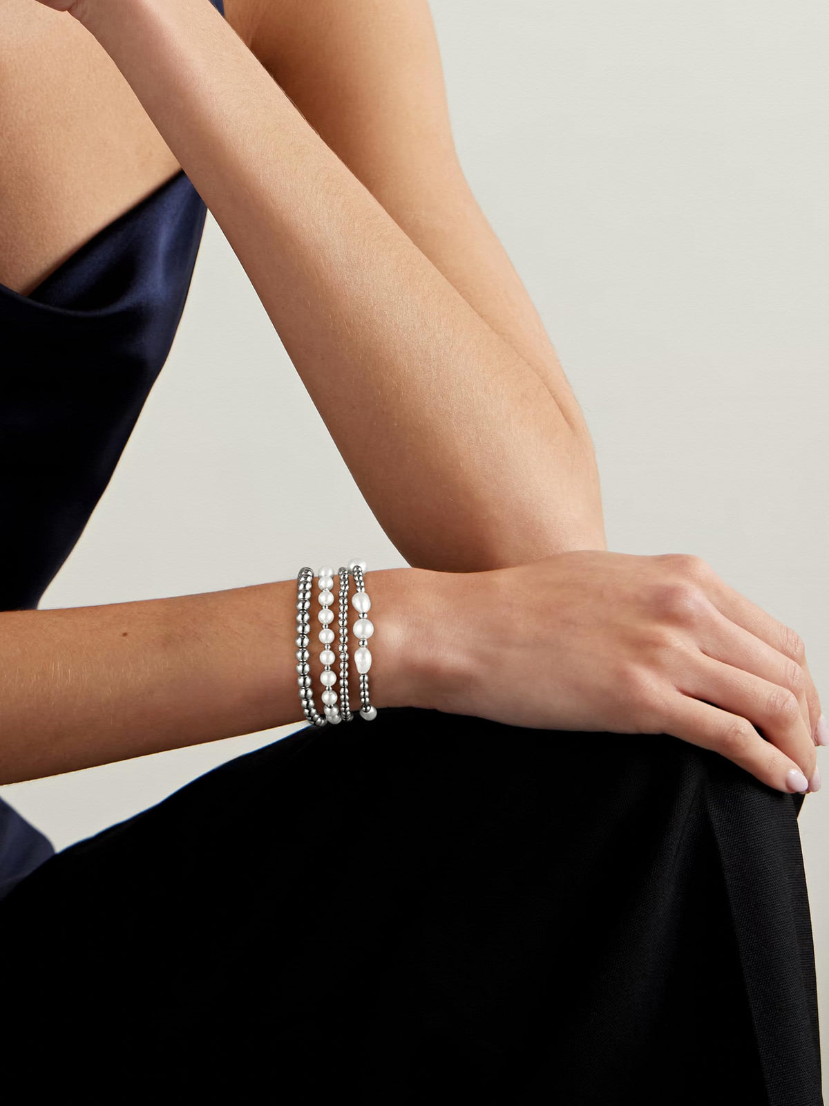Silver Pearl Beaded Bracelets for Women Baroque Pearl Stackable Stretch Bead Ball Bracelet Jewelry Gifts （4PCS)