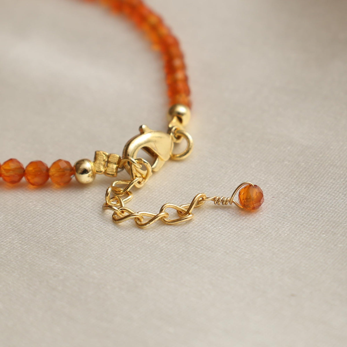 Gempires Orange Carnelian Beaded Bracelet with Pearl Choker Crystal Jewelry Lightweight July Birthstone Gifts Hypoallergenic 7.5 Inch Gold Plated Bracelets For Women