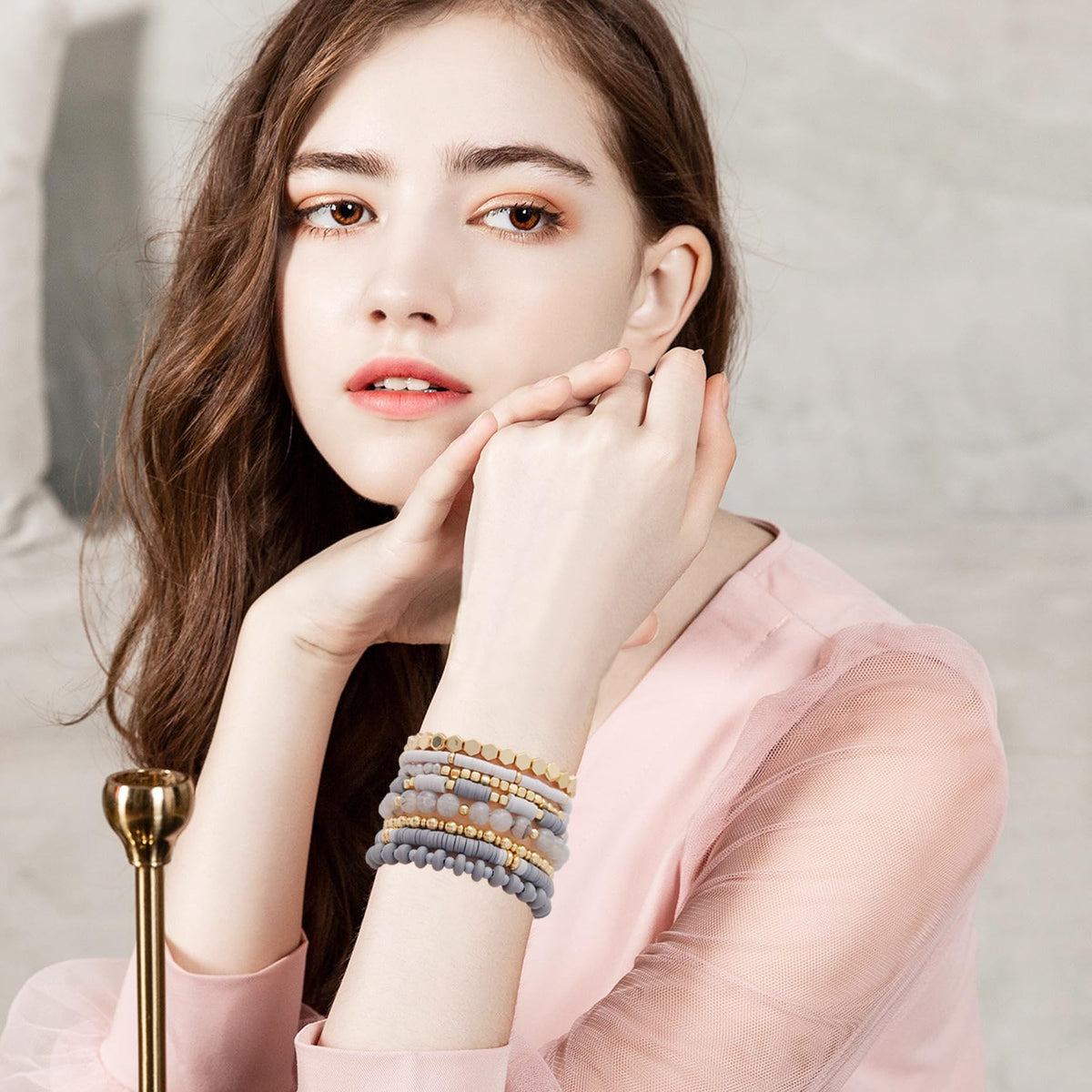 GOOJIDS Grey Surfer Heishi Clay Bead Bracelets for Women Bohemian Stackable Gold Plated Beaded Stretch Bracelets Elastic Layering Friendship Bracelets Set Boho Jewelry