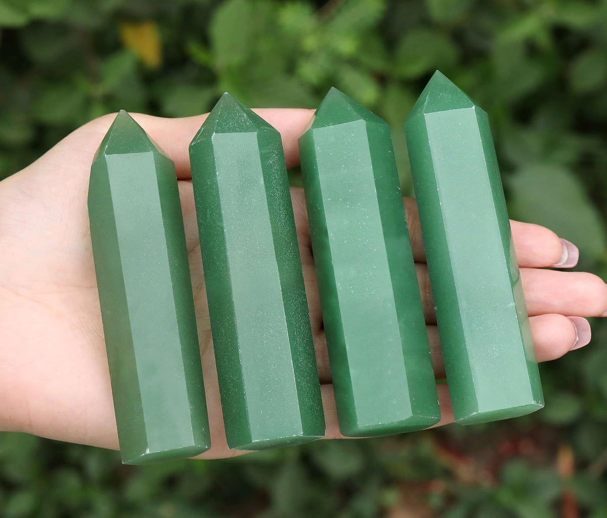 LAIDANLA Green Aventurine Healing Crystals Wands 3.5-4" Polishing Natural Reiki Energy Wand Stone Hexagonal Point Large Crystal Gemstones for Meditation Therapy Crystal Grid Decoration 1Pcs