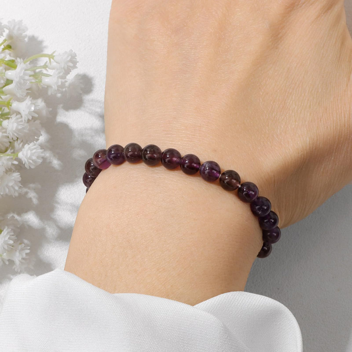 Amethyst Bracelet for Women 6mm Handmade Amethyst Crystal Bracelet Purple Bead Bracelet Amethyst Beaded Bracelets Stretch Gemstone Bracelets Healing Crystal Bracelets Amethyst Jewelry for Women