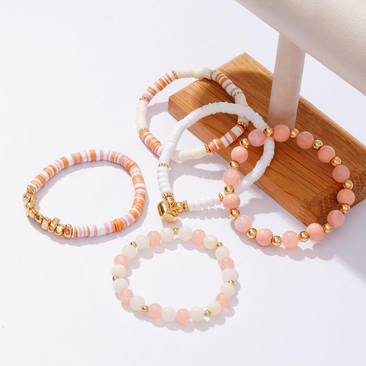 RISHEGAE Heishi Beaded Stretch Bracelets for Women Stackable Gold Polymer Clay Beads Bracelet Friendship Boho Summer Beach Bracelets Jewelry Set (C-Pink Gold Heart)