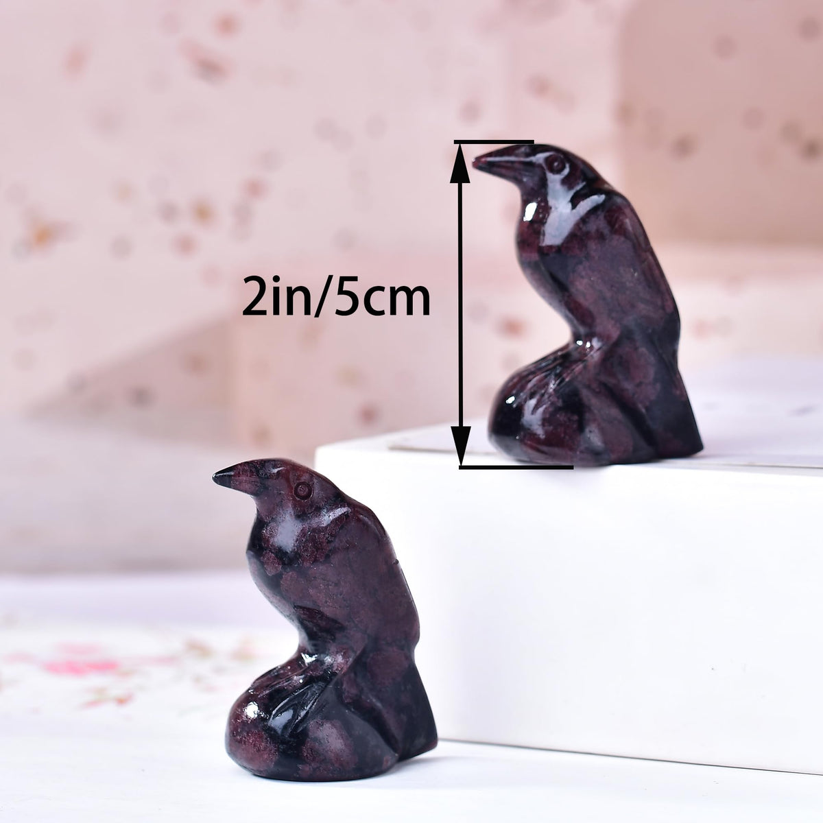 WUYOUSHI Natural Garnet Crystal Raven Statue 2" Healing Crystal Handmade Sculpture Lucky Guardian Pocket Statues Reiki Meditation Office Home Decoration Gift
