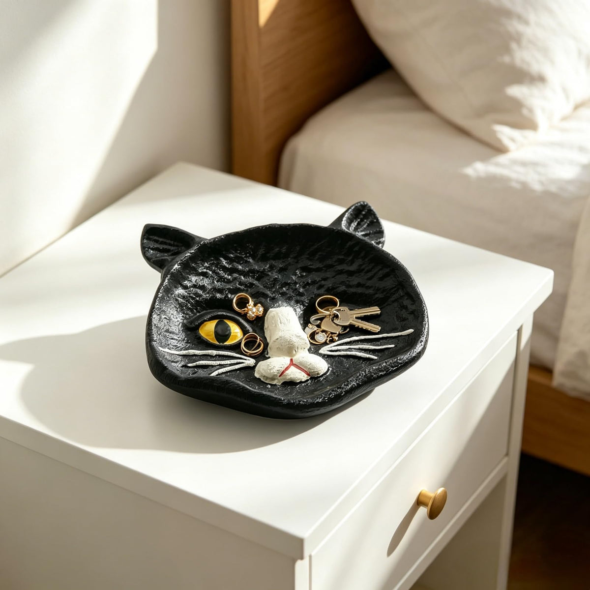 Womeet Black Cat Face Cast Iron Trinket Dish, Gothic Kitten Jewelry Tray, Small Decorative Cat Ring Holder for Earrings Necklings Rings, Halloween Home Decor Storage Dish for Vanity Countertop