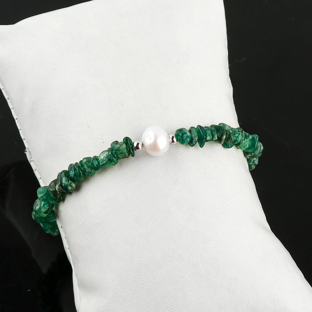 CRYSTALIS Natural Green-Jade Beads Slider Bolo Bracelet with Elegant Pearl, Uncut Chips Nuggets Crystals, Chakra Healing Gemstone, Women Jewelry, 925 Sterling Silver Slider 10 inch