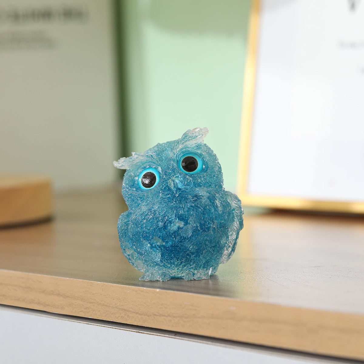 Reyife Hand-Carved Natural Crystal Owl Statue Reiki Healing Gemstone Animal Figurines Home Office Car Decoration The Best Gifts 2.4 inches(Aquamarine)