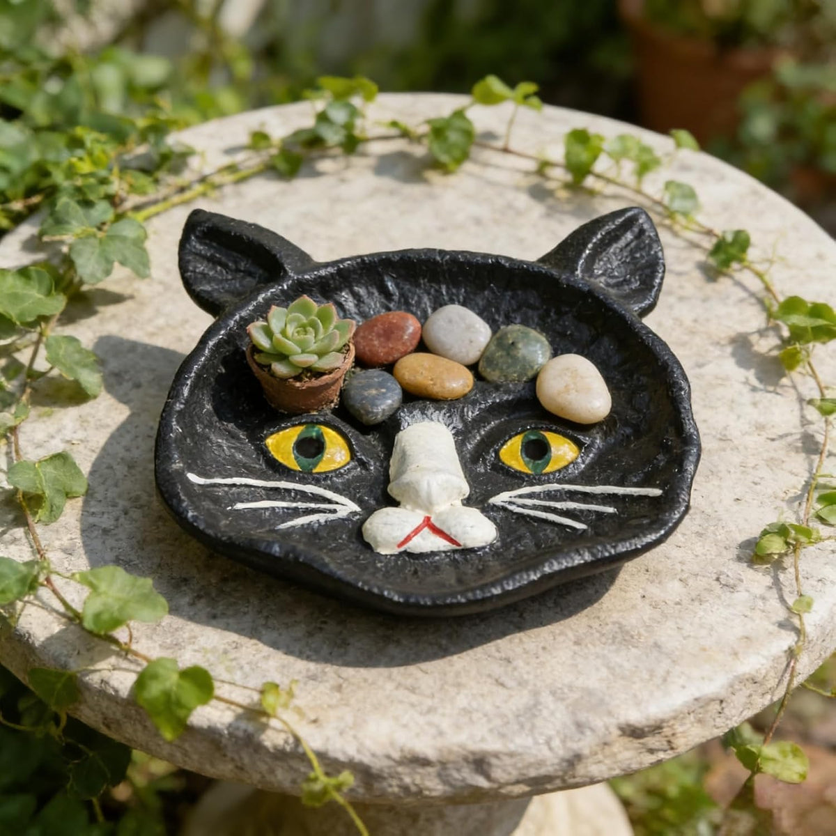 Womeet Black Cat Face Cast Iron Trinket Dish, Gothic Kitten Jewelry Tray, Small Decorative Cat Ring Holder for Earrings Necklings Rings, Halloween Home Decor Storage Dish for Vanity Countertop