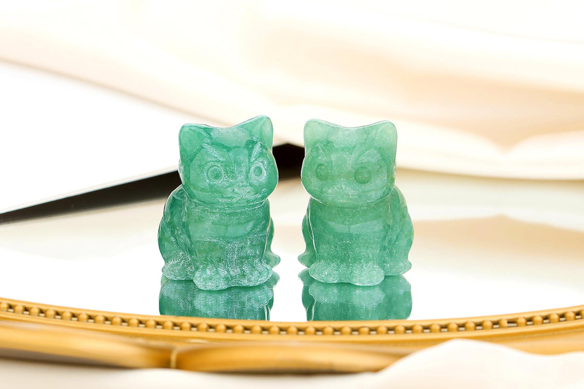 QINJIEJIE Green Aventurine Crystal Cat Figurines Healing Crystals Stone Statue Hand Carved Gemstone Sculpture Home Office Decoration Sitting Cat Gifts for Women Men