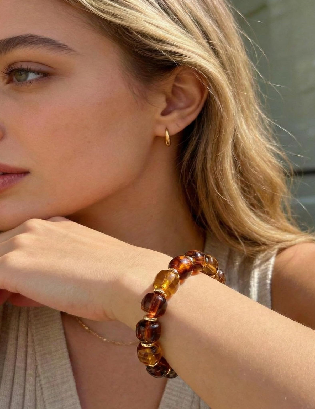 HUAYUNFANG Brown Beads Bracelet for Women Vintage Statement Beaded Bracelets Tortoise Resin Bracelet Handmade Beads Bracelet Summmer Jewelry