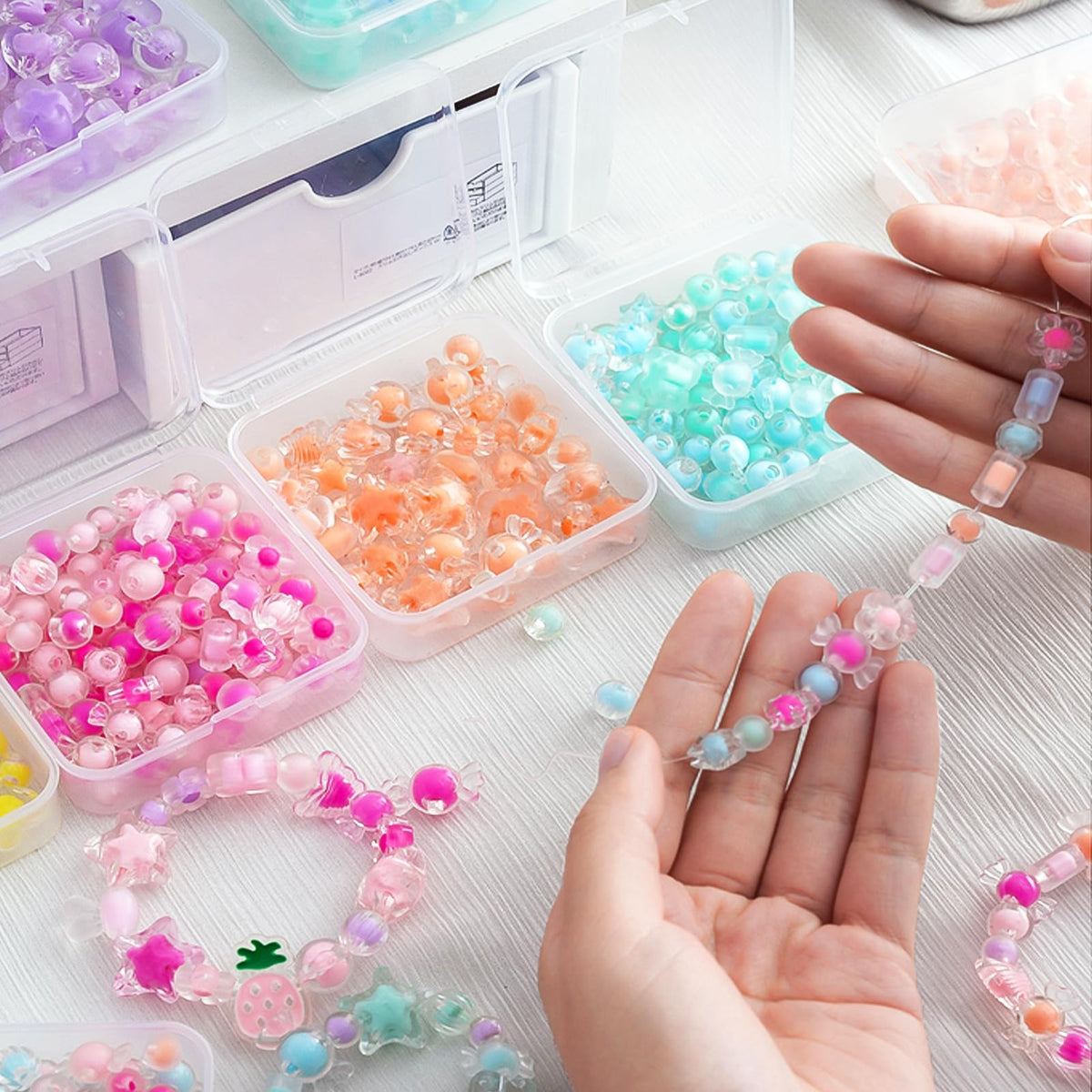 DILIBRA Bead Organizer Box, 46Pcs Small Bead Organizers and Storage Plastic Cases, Mini Clear Storage Containers Boxes with Hinged Lid for Diamond Painting Accessories Seed Jewelry Crafts