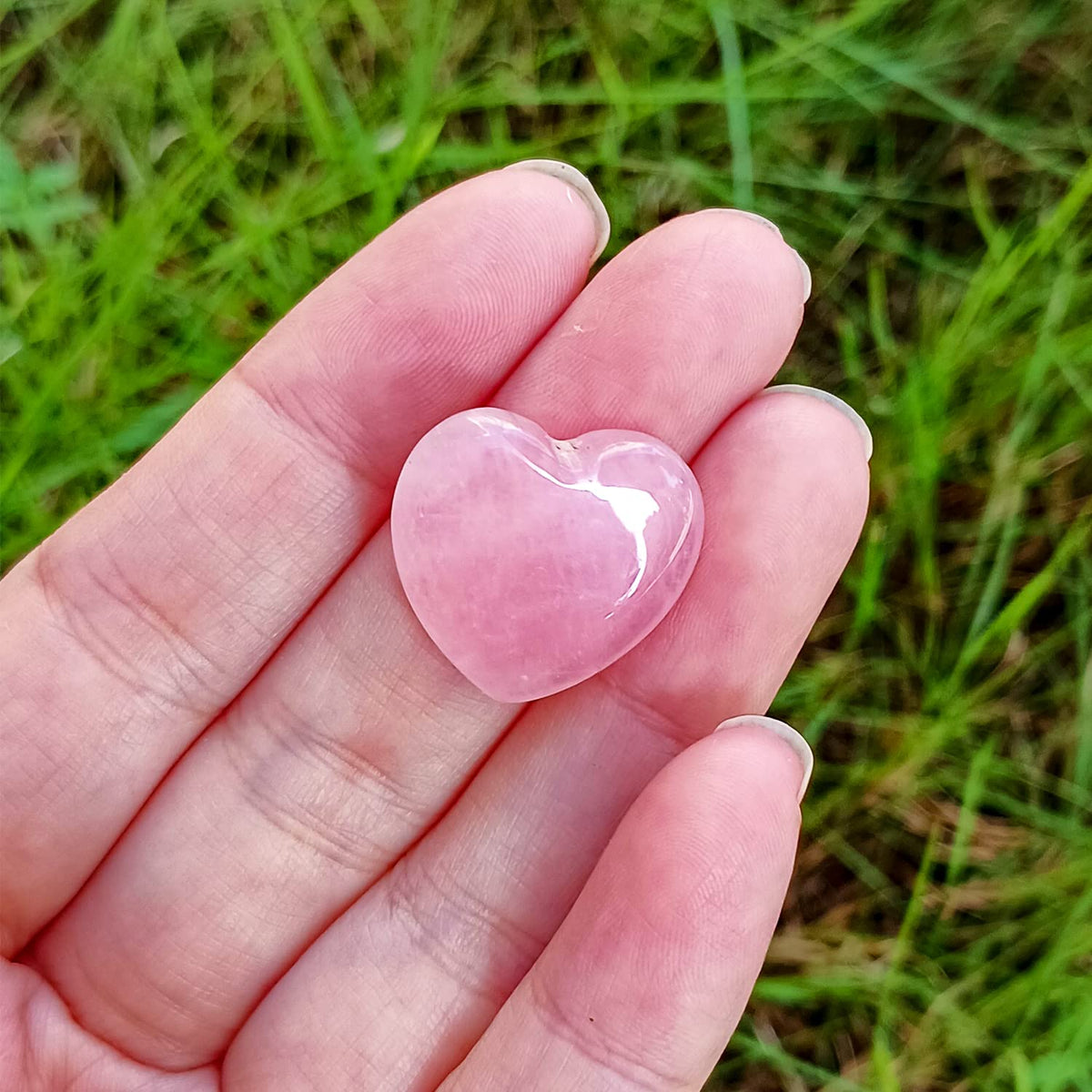 10 PCS Healing Crystals Bulk Natural Stone Heart Shape Amethyst Rose Quartz Tiger Eye Clear Quartz Obsidian Pocket Palm Thumb Gemstone Decor for Garden, Lawn, Flowerpot