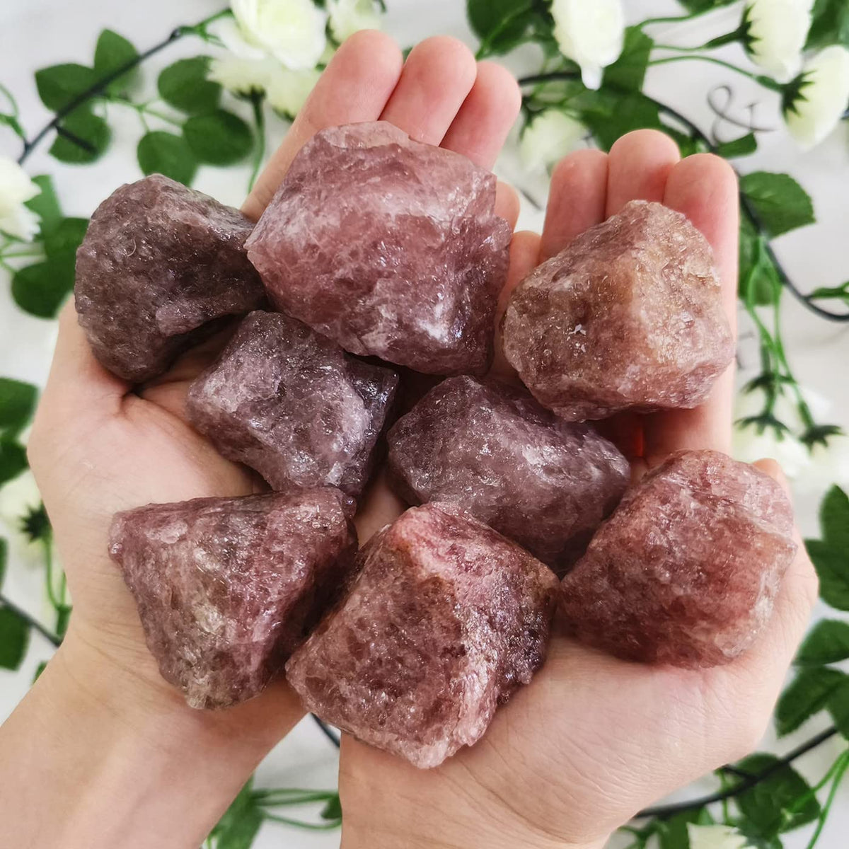 ZHIYUXI 2" Strawberry Quartz Crystal Raw Crystals Bulk Natural Crystals and Stones Large Crystals Big Huge Rocks for Tumbling Witchcraft Wire Wrapping Fountain Rocks Cabbing Room Decor 4Pcs