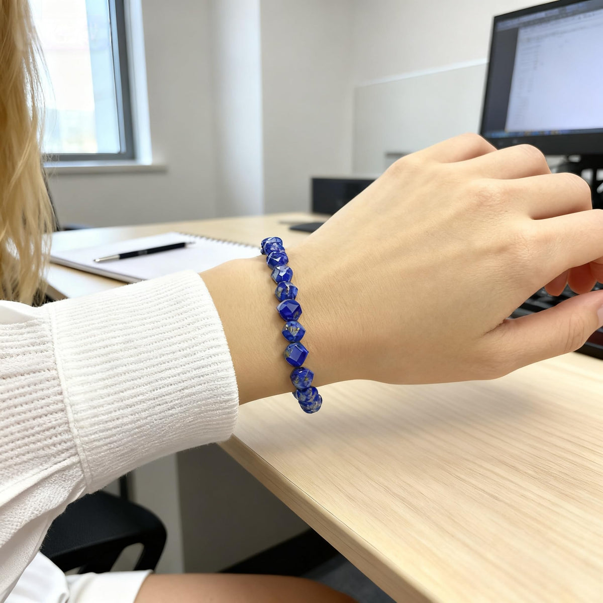 Lapis Lazuli Healing Bracelet – Real Crystal Beads for Stress Relief, Meditation & Chakra Balance – Natural Gemstone Jewelry Gift for Women & Men, Adjustable with Gift Box (Faceted Round)