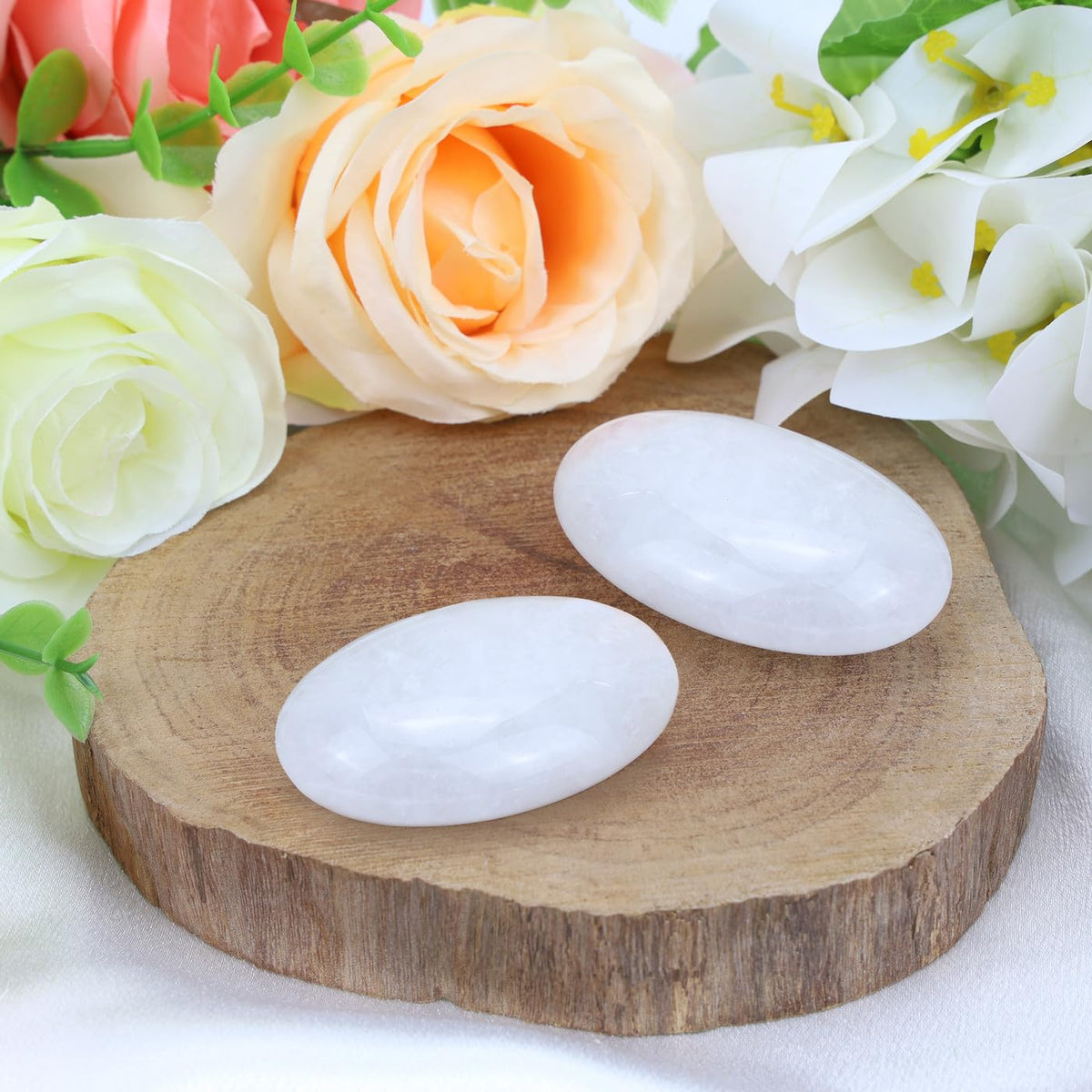 MAIBAOTA 2.4" Large Clear Quartz Crystal Stone Polished Palm Stone Healing Crystals 0.7" Thick Natural Reiki Gemstone Worry Stone Energy Balancing Anxiety Stress Relief Meditation 1 Pc
