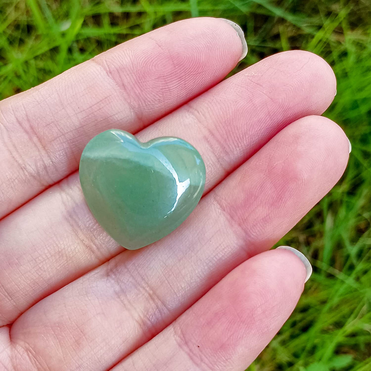 10 PCS Healing Crystals Bulk Natural Stone Heart Shape Amethyst Rose Quartz Tiger Eye Clear Quartz Obsidian Pocket Palm Thumb Gemstone Decor for Garden, Lawn, Flowerpot