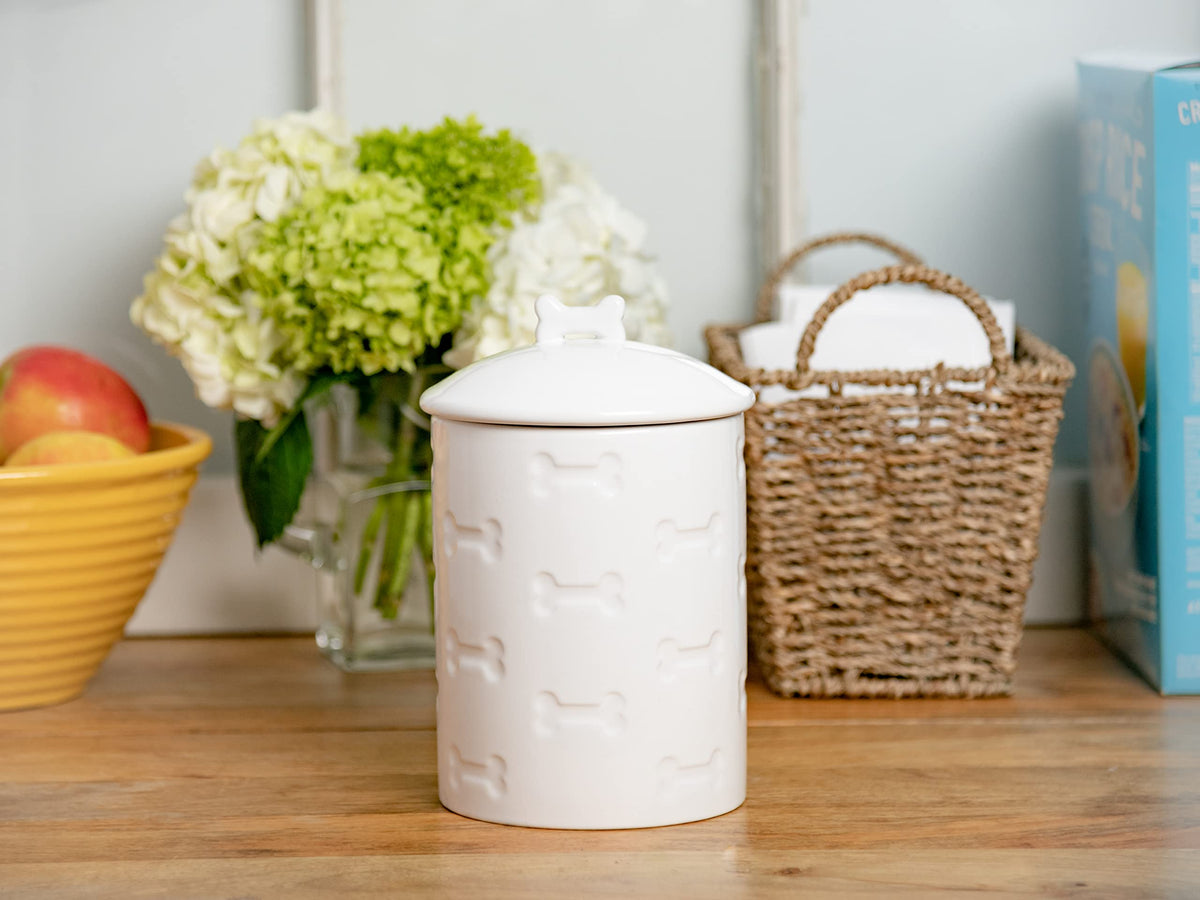 Park Life Designs Ceramic Treat Jar, Kitchen Countertop Container for Dogs, Cats, Puppies and More, Chic Container with Airtight Lid for Cookies, Biscuits and Treats (Manor) (Bones, White, 1.4 Qt)
