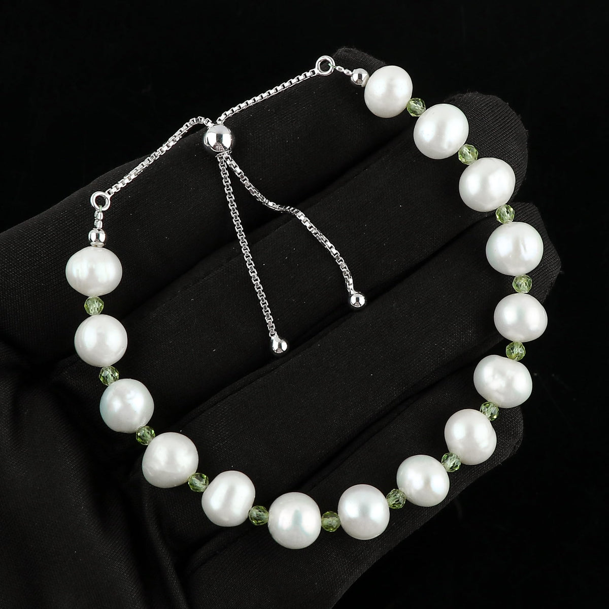 CRYSTALIS Natural Peridot And Natural FW Pearl Beaded Bolo Bracelet, Elegant Beads Crystal, Chakra Bracelet, Healing Bracelet, Gemstone Jewelry, 925 Sterling Silver Slider 10 inch, Gift for Princess