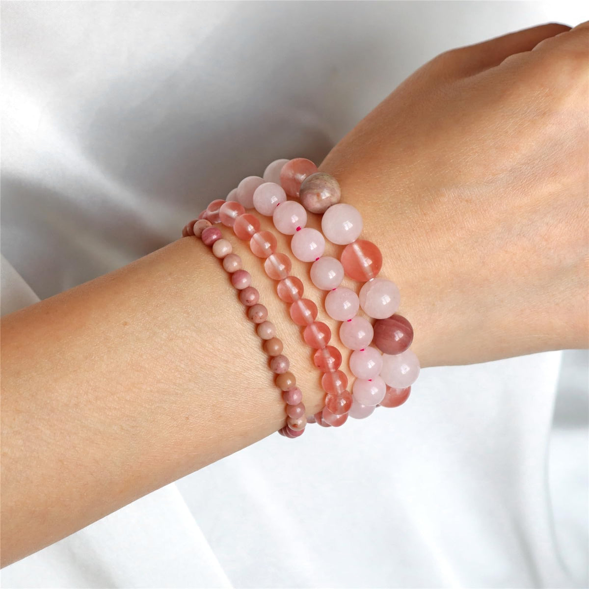 Vinswet 4pcs Beaded Bracelets for Women,Natural Healing Crystal Gemstones Bracelet,Anxiety Stress Relief Bracelet Handmade purple Jewelry Gifts for Women, 7.48in, Stone, Amethyst