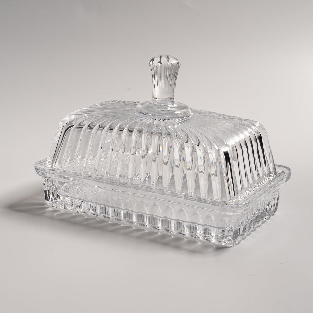 Clear Glass Butter Dish with Lid, Covered Crystal Butter Stick Holder Tray, Glass Butter Storage Container for Fridge Countertop
