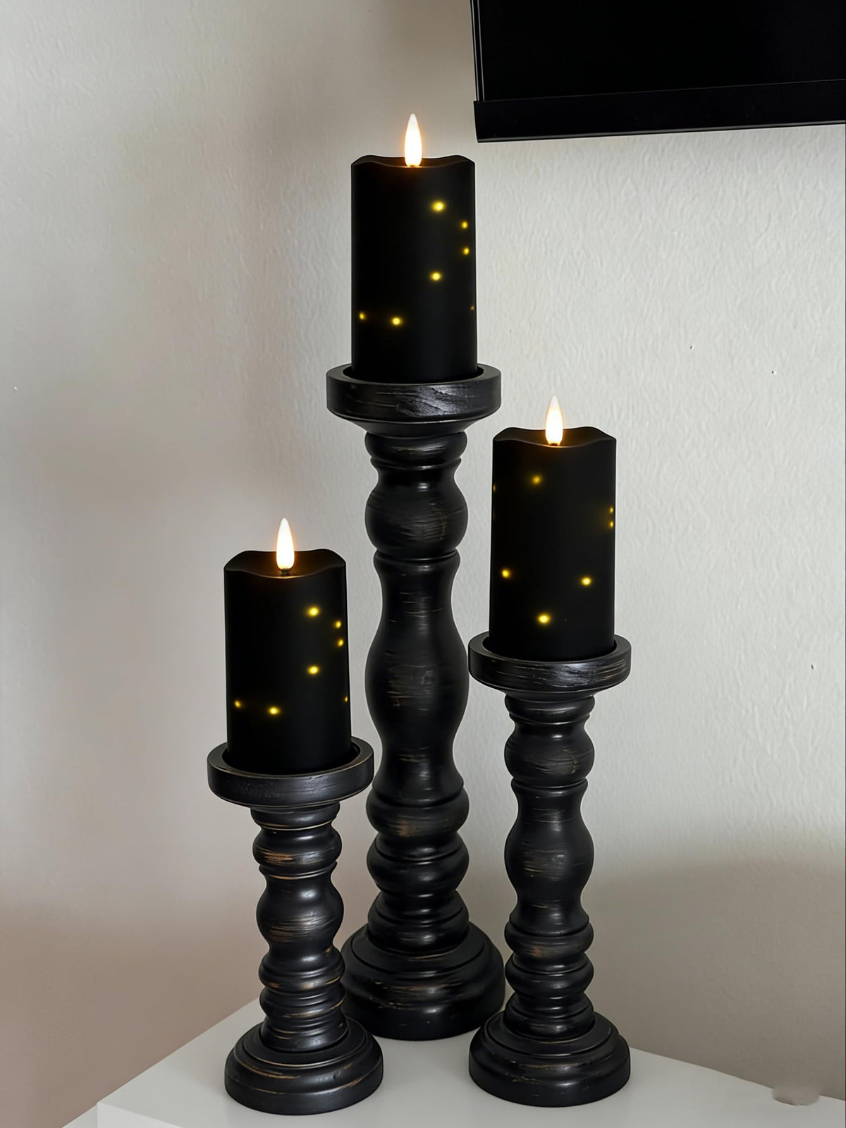 MUMCHASI 5 Packs Flameless Candles, Black Battery Operated Candles, Black LED Candles with Remote, Realistic Flickering Dancing Flame, Outdoor Waterproof for Halloween Party Outdoor Garden
