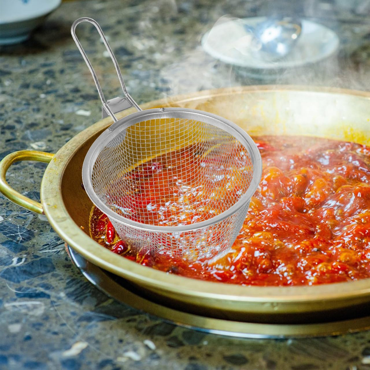 Toyvian 304 Stainless Steel Hot Pot Strainer Scoops, 2Pcs Fine Mesh Food Strainer Basket with Handle for Noodles Pasta Dumplings Cooking Skimmer Colander for Boiling Blanching