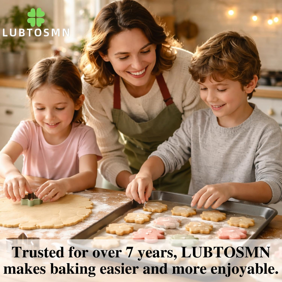 LUBTOSMN New 7 Piece Dinosaur Cookie Cutters Set with Silicone Protective Rim, Dishwasher Safe Stainless Steel Cookie Cutters for Cookies, Fondant, Sandwiches, Biscuits, Pancakes and Pastries