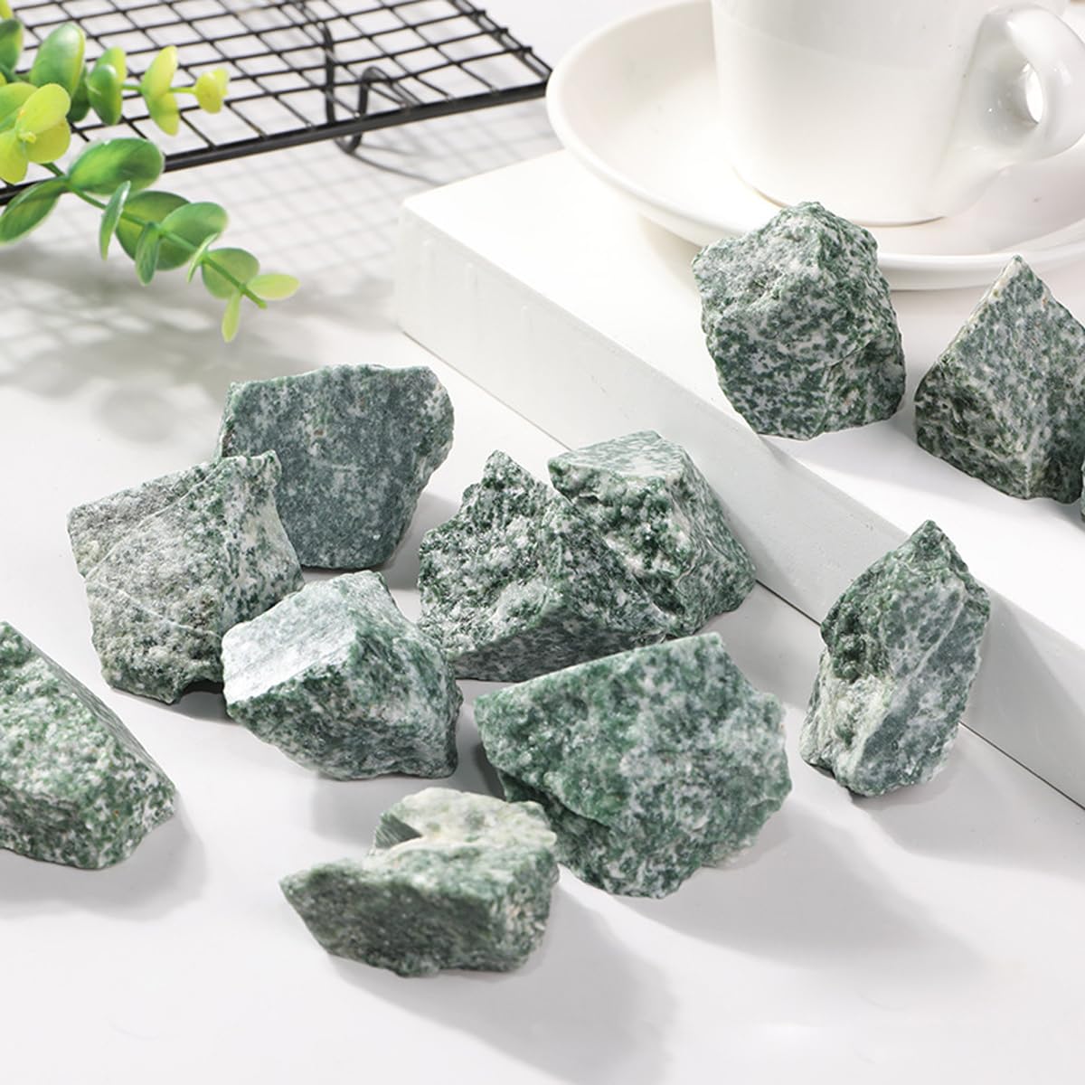 Erliway 1.25-2" Natural Green Dot Jasper Raw Stone and Healing Crystals, Rough Green Dot Stone for Tumbling, Cabbing, Fountain Decor, Raw Crystal and Healing Stones for Polishing, Wicca & Reiki