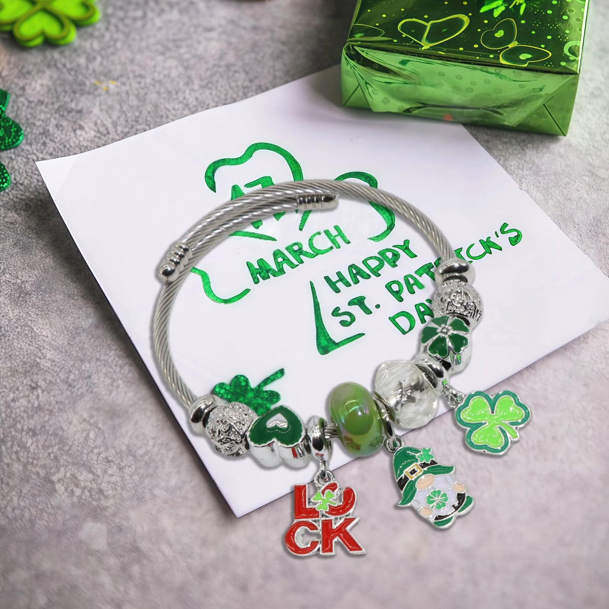 QMWKVNC St. Patrick's Day Charm Bracelets for Womens,Exquisite Cute Cartoon Friendship Silver Bracelets Stainless Steel Bangle, Womens Jewelry Suitable for Holiday Gifts and Birthday Gifts