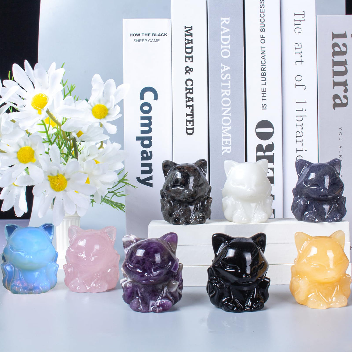 QLRSUXN White Marble Nine Tailed Fox Decor,2 Inch Healing Crystals Fox Statue,Lucky Guardian Pocket Fox Figurines as Women’s Gifts,Fox Figurine for Office Home Decor and Ornament.