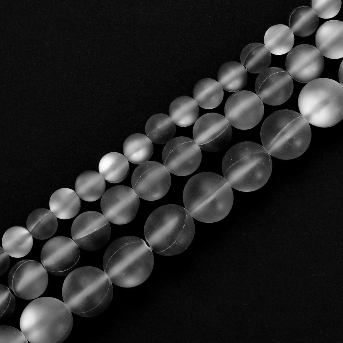 uxcell Matte Crystal Glass Beads 6mm Synthetic Frosted Shining Semi-Precious Round Loose Beads Synthetic Moonstone for Jewelry Making DIY Bracelet, Gray Silver