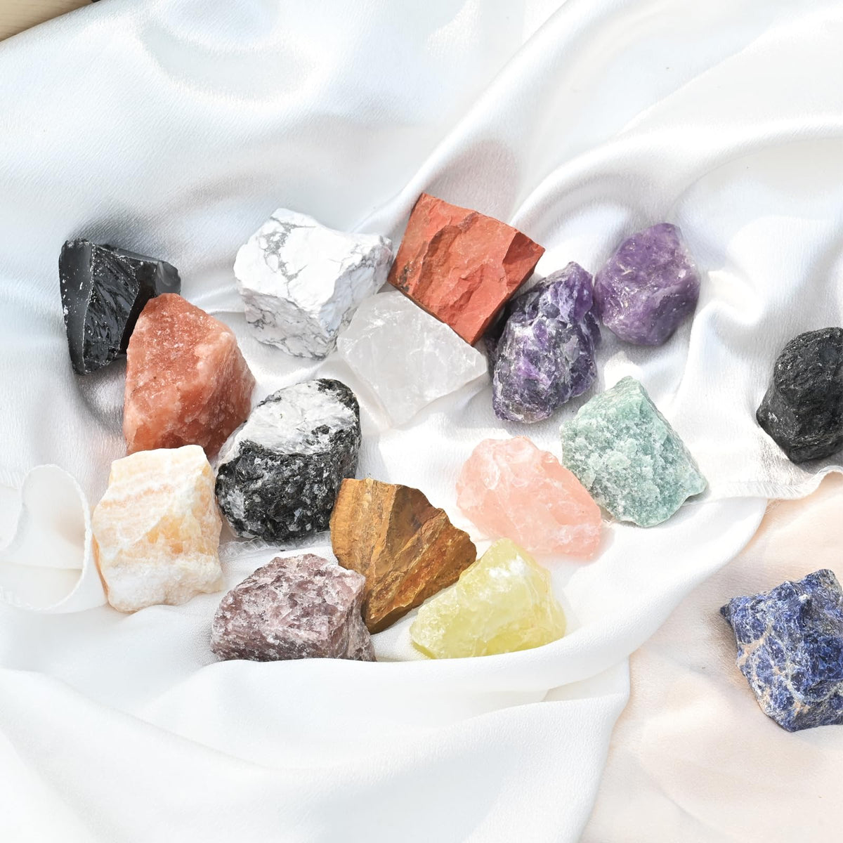 Green Aventurine Raw Stones 1PC, Gemstones Raw Stones and Healing Crystals, Hand Carved Natural Pocket Raw Crystals for Decoration Tumbling, Garden, Home Decor(1.18"-1.97")