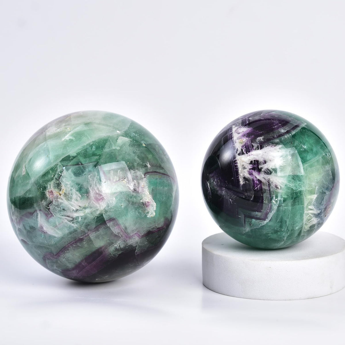 JIC Gem Large Crystal Ball Feather Fluorite Healing Crystals Sphere with Wooden Stand Meditation Home Decor 3.5-4 inch (90-100mm)