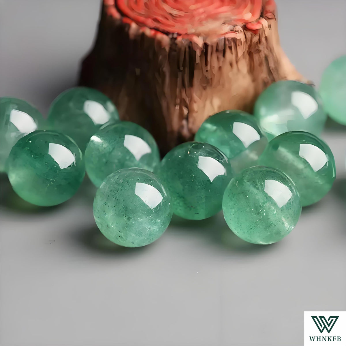 WHNKFB 10mm 50PCS Natural Green Strawberry Quartz Round Beads, Loose Crystal Beads with Strawberry Seed-Like Contents for Jewelry Making Craft - 4mm 6mm 8mm 10mm Options with Free Elastic Cord
