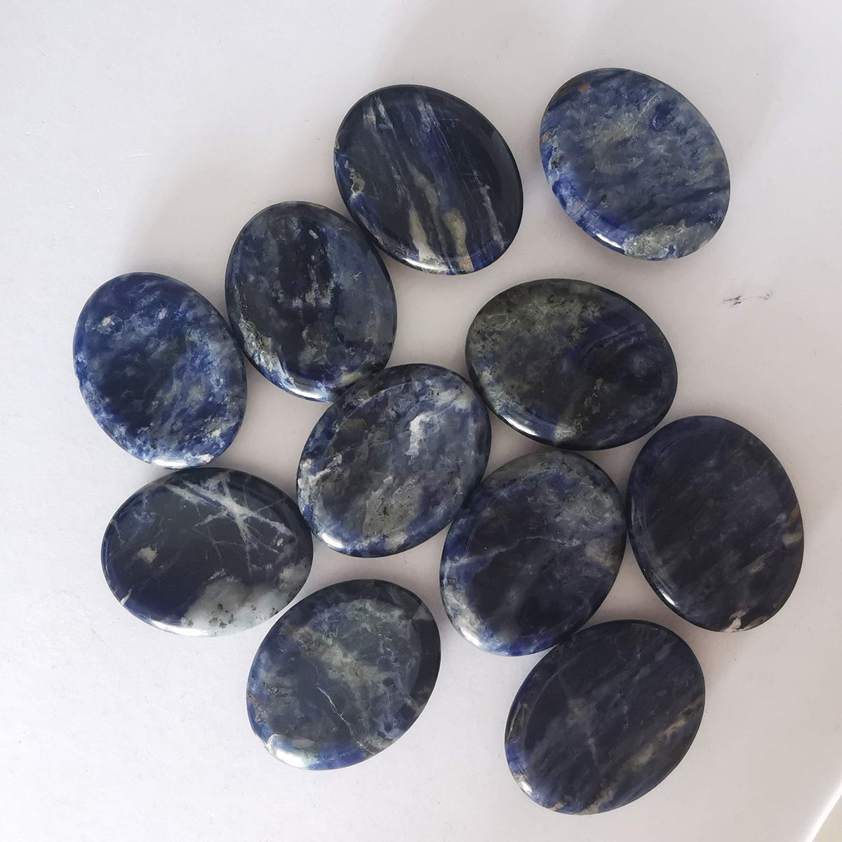 Loveliome Sodalite and Amethyst Thumb Worry Stone, Stress Relax Healing Reiki Crystal Pocket Palm Stones,Pack of 2