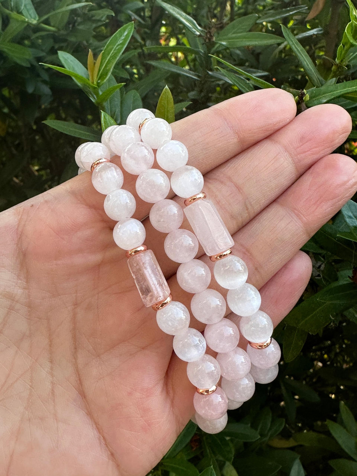GAF TREASURES Rose Quartz and Selenite Crystal Bead Bracelet 8mm, Genuine Rose Quartz Cylinder with Copper Discs Stretch Gemstone Bracelet, Healing Crystal Bracelet, Gift for Men & Women (1)