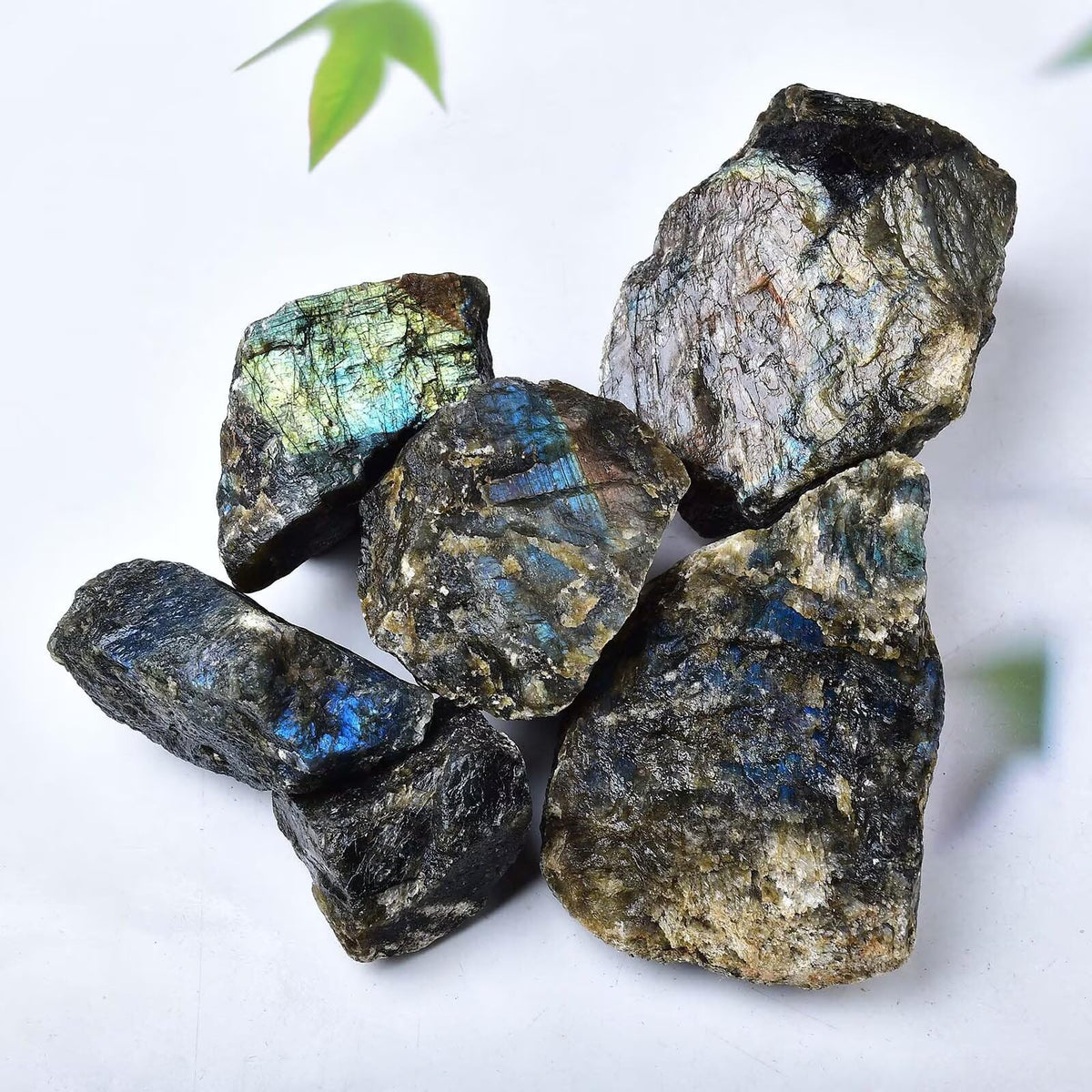 FZBHRO Raw Labradorite Stone Blue Rough Labradorite Rock Healing Crystal and Stone for Tumbling Meditation 0.4-0.6 Pound
